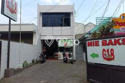 Ready to Use! Luxury House LT 170m2 Desain Elegan di Riau Ready to Use! Luxury House LT 170m2 Desain Elegan di Riau