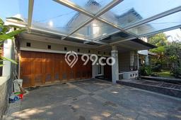 Rumah PREMIUM di Sayap Dago, Bandung, Luas 500m2m² LB 400m2m² HARGA TERBAIK! Rumah PREMIUM di Sayap Dago, Bandung, Luas 500m2m² LB 400m2m² HARGA TERBAIK!