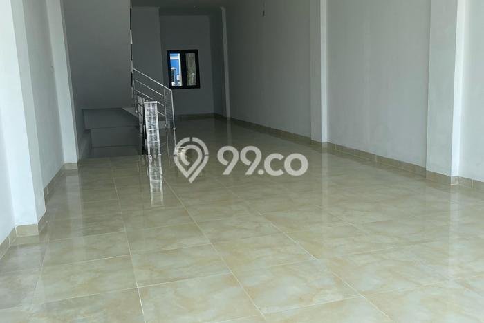 POTENSI BESAR! Ruko Kawasan , Luas 268m2m², Posisi Jalan Utama POTENSI BESAR! Ruko Kawasan , Luas 268m2m², Posisi Jalan Utama