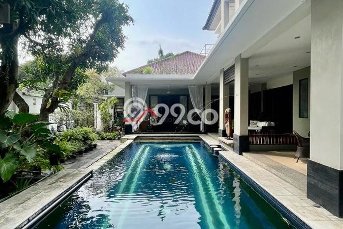 Hunian Elit LB 750m2 Siap Pakai Desain Elegan di Ampera, Jakarta Selatan Hunian Elit LB 750m2 Siap Pakai Desain Elegan di Ampera, Jakarta Selatan