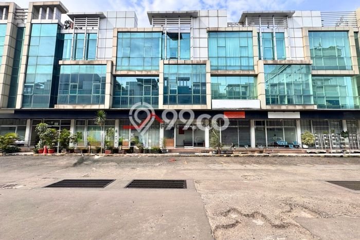 Ruko Dijual di Prime Area Jakarta Selatan Luas 294m2 Ruko Dijual di Prime Area Jakarta Selatan Luas 294m2
