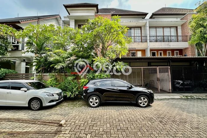 Dijual Rumah Mewah Exclusive di Cilandak, Jakarta Selatan Dijual Rumah Mewah Exclusive di Cilandak, Jakarta Selatan
