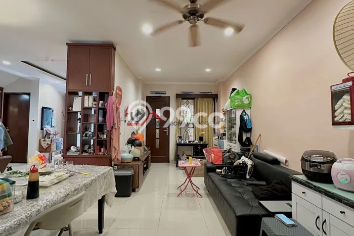 Rumah Eksklusif Siap Huni LT 700m2 di Cinere, Depok Rumah Eksklusif Siap Huni LT 700m2 di Cinere, Depok