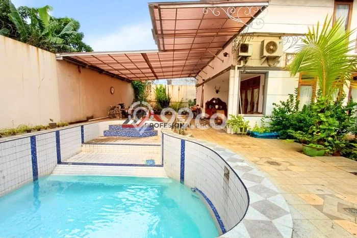 Rumah Luxury Modern Siap Huni di Pondok Indah Jakarta Selatan Rumah Luxury Modern Siap Huni di Pondok Indah Jakarta Selatan