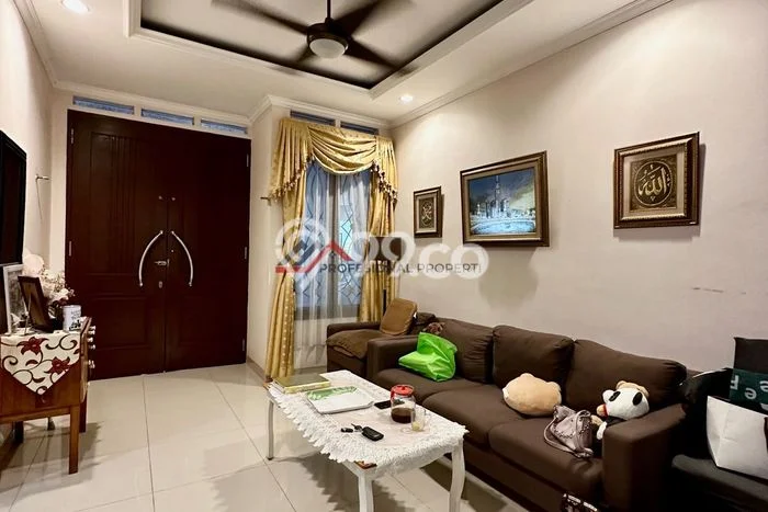 Rumah Eksklusif Siap Huni LT 700m2 di Cinere, Depok Rumah Eksklusif Siap Huni LT 700m2 di Cinere, Depok