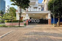 Hunian Mewah Siap Huni LT 540m2 di Cilandak, Jakarta Selatan Hunian Mewah Siap Huni LT 540m2 di Cilandak, Jakarta Selatan
