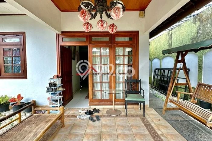 Rumah Elit Modern Siap Huni di Pondok Labu Jakarta Selatan Rumah Elit Modern Siap Huni di Pondok Labu Jakarta Selatan