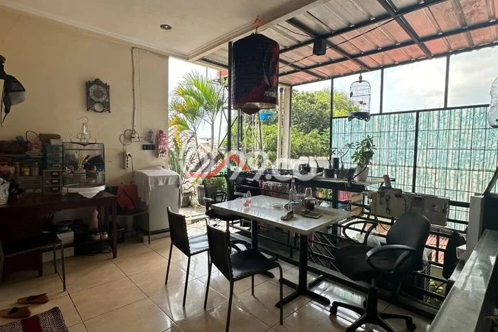 Rumah Luxury Modern Siap Huni di Meruya Jakarta Barat Rumah Luxury Modern Siap Huni di Meruya Jakarta Barat