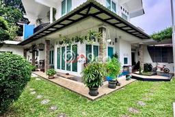 Rumah Elit LB 350m2 Siap Pakai Desain Elegan di Lebak Bulus, Jakarta Selatan Rumah Elit LB 350m2 Siap Pakai Desain Elegan di Lebak Bulus, Jakarta Selatan