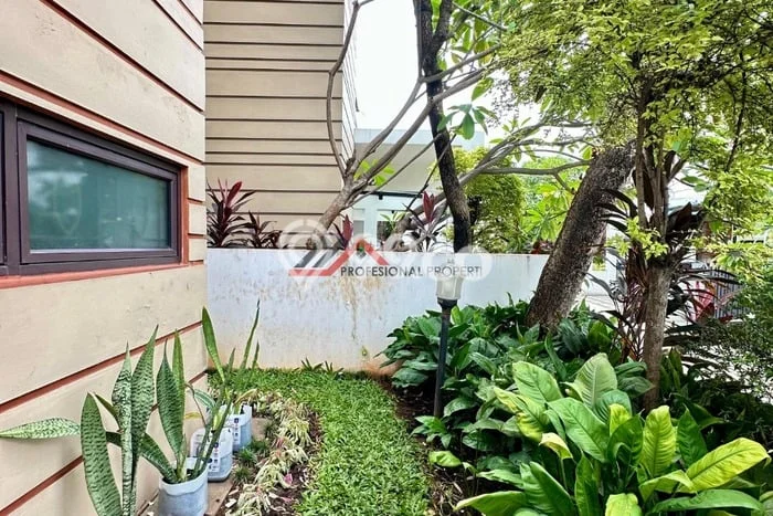 Rumah Elit LB 200m2 Siap Huni Desain Elegan di Cipete, Jakarta Selatan Rumah Elit LB 200m2 Siap Huni Desain Elegan di Cipete, Jakarta Selatan