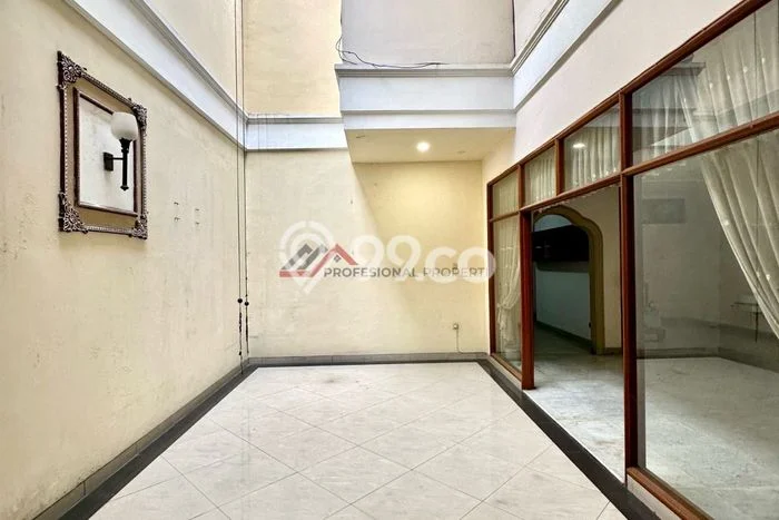 Dijual Rumah Mewah Elegan Dengan View Cantik di Lebak Bulus, Jakarta Selatan Dijual Rumah Mewah Elegan Dengan View Cantik di Lebak Bulus, Jakarta Selatan