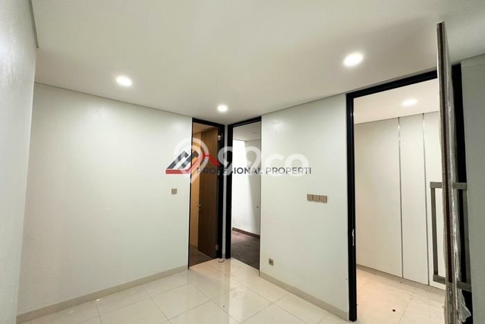 Rumah Luxury Modern Siap Huni di Pangkalan Jati Depok Rumah Luxury Modern Siap Huni di Pangkalan Jati Depok