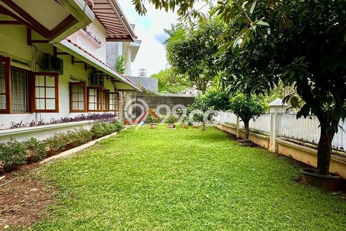 Dijual Rumah Luas Megah Dengan View Cantik di Lebak Bulus, Jakarta Selatan Dijual Rumah Luas Megah Dengan View Cantik di Lebak Bulus, Jakarta Selatan