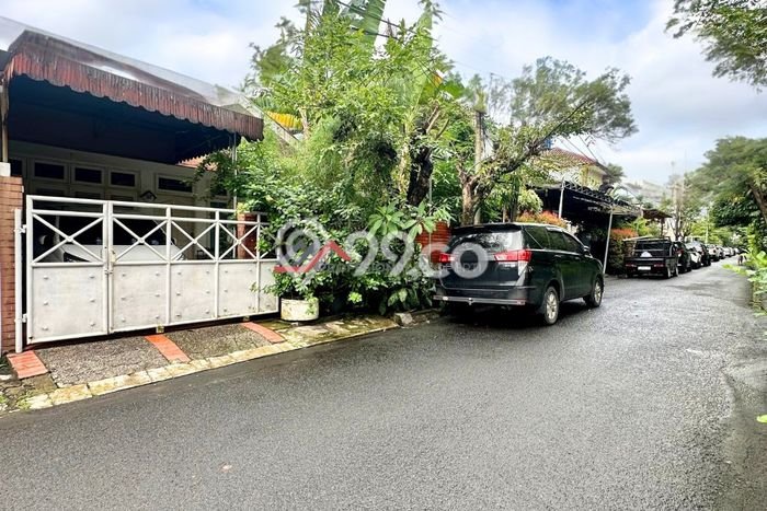 Dijual Rumah Luas Megah Dengan View Cantik di Pondok Indah, Jakarta Selatan Dijual Rumah Luas Megah Dengan View Cantik di Pondok Indah, Jakarta Selatan