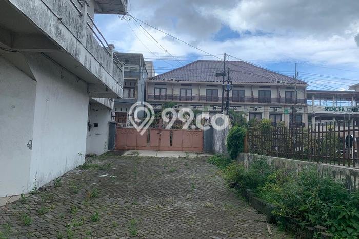 Siap Vila di , Area 3200m2m², Lokasi Premium Siap Vila di , Area 3200m2m², Lokasi Premium