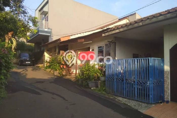 Jual Rumah Bagus Siap Huni LB 60m2 di Serpong, Tangerang Selatan Jual Rumah Bagus Siap Huni LB 60m2 di Serpong, Tangerang Selatan