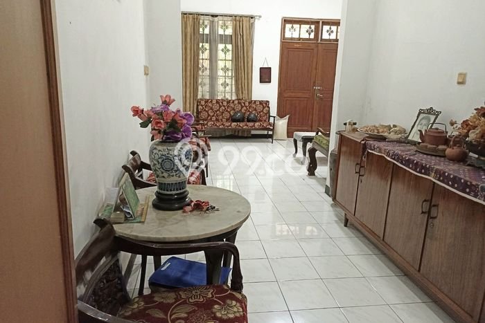 Jual Rumah Mewah Elegan Dengan View Cantik di Pegangsaan, Jakarta Pusat Jual Rumah Mewah Elegan Dengan View Cantik di Pegangsaan, Jakarta Pusat