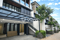 Rumah Luxury Modern Tanpa Renovasi di Pangkalan Jati Depok Rumah Luxury Modern Tanpa Renovasi di Pangkalan Jati Depok
