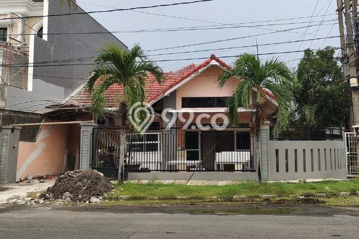 LISTING BARU! Rumah Premium area Rungkut, Luas 223m2m² LB 223m2m² LISTING BARU! Rumah Premium area Rungkut, Luas 223m2m² LB 223m2m²