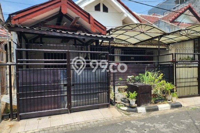 Rumah Luas Tanah 153m2m² di Mulyorejo, Surabaya - Akses Mudah Rumah Luas Tanah 153m2m² di Mulyorejo, Surabaya - Akses Mudah