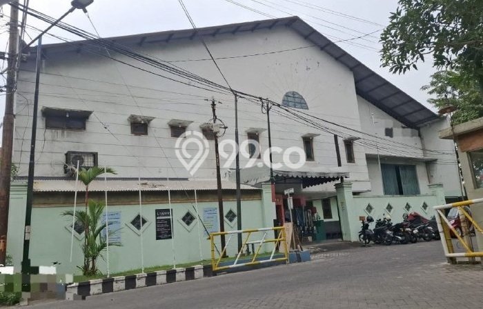 AREA PREMIUM! Gudang Kawasan , Luas 591m2m², Area Premium AREA PREMIUM! Gudang Kawasan , Luas 591m2m², Area Premium