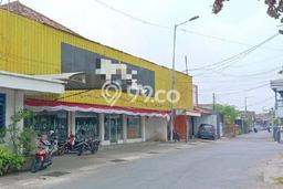 Unit Ruko Dijual di Tanggulangin Sidoarjo Luas Bangunan 1693m2 Unit Ruko Dijual di Tanggulangin Sidoarjo Luas Bangunan 1693m2