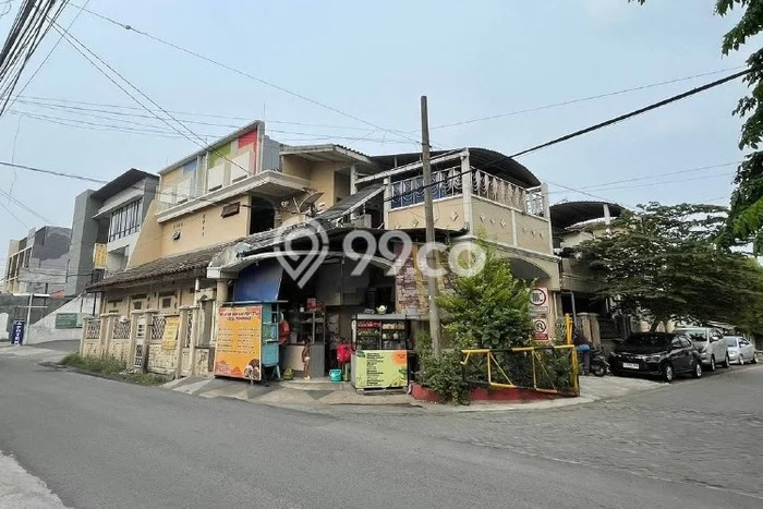 Kost Dijual di Jemursari dengan 28 KT dan Luas 800m2 Kost Dijual di Jemursari dengan 28 KT dan Luas 800m2