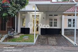 Disewakan! Rumah 2 Kamar Tidur &
1 Kamar Mandi di Kota Baru Parahyangan, Bandung Disewakan! Rumah 2 Kamar Tidur &
1 Kamar Mandi di Kota Baru Parahyangan, Bandung