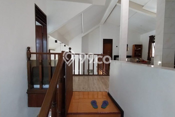 Rumah Minimalis 5 KT di Cihanjuang Bandung Rumah Minimalis 5 KT di Cihanjuang Bandung