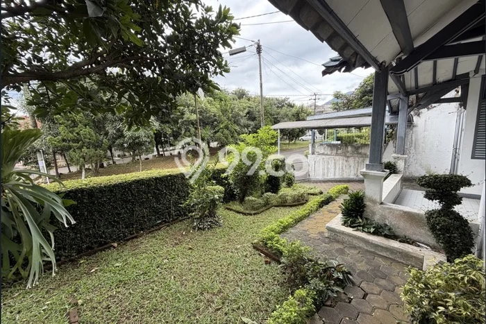Jual Rumah Bagus Siap Huni LB 150m2 di Cileunyi, Bandung Jual Rumah Bagus Siap Huni LB 150m2 di Cileunyi, Bandung