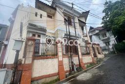 Rumah Modern 4 KT LT 134m2 di Dago Rumah Modern 4 KT LT 134m2 di Dago