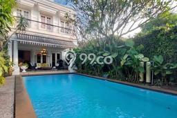 Ready to Use! Luxury House LT 600m2 Desain Modern di Lebak Bulus Ready to Use! Luxury House LT 600m2 Desain Modern di Lebak Bulus