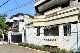 Siap Huni Hunian Elit 5 Kamar di Cilandak Dekat ke Mana Saja Siap Huni Hunian Elit 5 Kamar di Cilandak Dekat ke Mana Saja