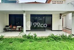 Rumah Siap Huni lokasi , Jakarta Selatan, Luas 329m2m² LB 250m2m² Rumah Siap Huni lokasi , Jakarta Selatan, Luas 329m2m² LB 250m2m²