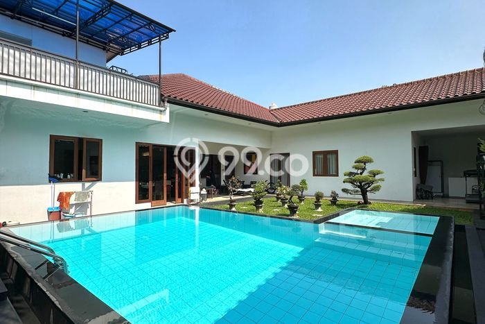 Ready to Use! Premium House LT 760m2 Desain Modern di Ampera Ready to Use! Premium House LT 760m2 Desain Modern di Ampera