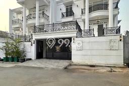 DIJUAL CEPAT! Rumah Asri di Cilandak, Jakarta Selatan, LT 247m2m² LB 450m2m² Bisa Nego! DIJUAL CEPAT! Rumah Asri di Cilandak, Jakarta Selatan, LT 247m2m² LB 450m2m² Bisa Nego!