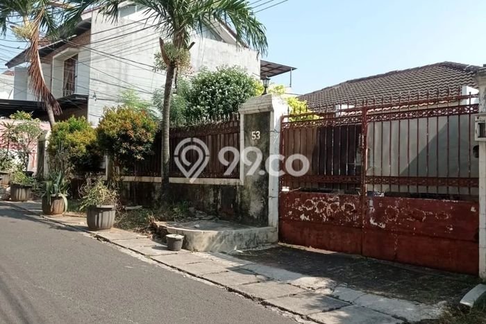 Rumah Elit Modern Tanpa Renovasi di Jati Padang Jakarta Selatan Rumah Elit Modern Tanpa Renovasi di Jati Padang Jakarta Selatan