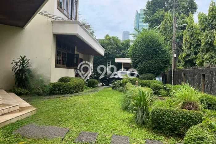 Ready to Use! Premium House LT 1251m2 Desain Modern di Patra Kuningan Ready to Use! Premium House LT 1251m2 Desain Modern di Patra Kuningan