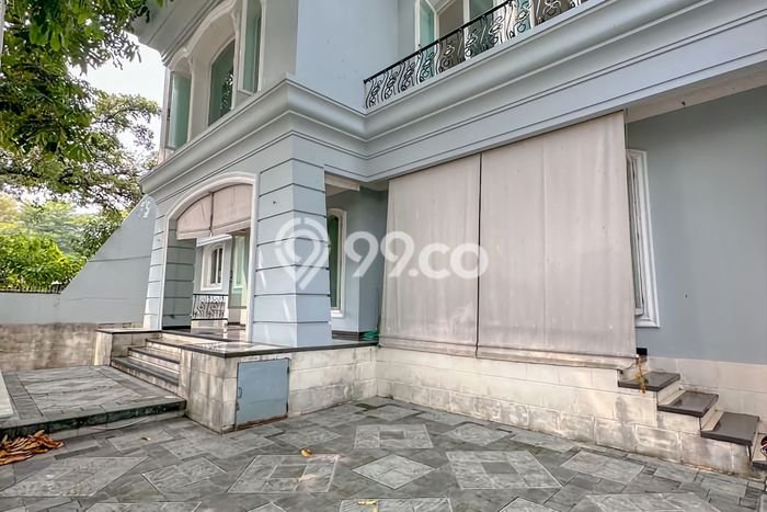 Hot Offer Hunian Mewah Ideal dan Luas di Menteng, Jakarta Pusat Hot Offer Hunian Mewah Ideal dan Luas di Menteng, Jakarta Pusat