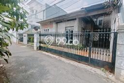 SPECIAL OFFER! Rumah Nyaman di Tebet, Luas 180m2m² Bangunan 100m2m² SPECIAL OFFER! Rumah Nyaman di Tebet, Luas 180m2m² Bangunan 100m2m²