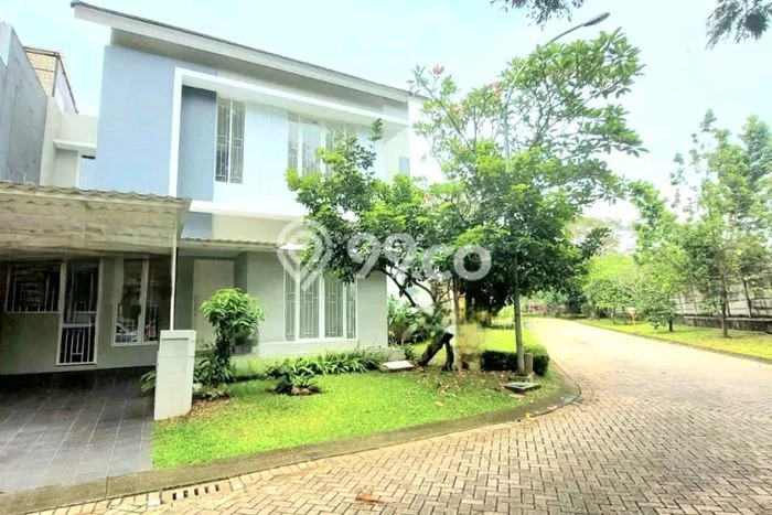 Lokasi terbaik! Rumah siap pakai dikontrakkan di Bintaro LB 234m2 Lokasi terbaik! Rumah siap pakai dikontrakkan di Bintaro LB 234m2