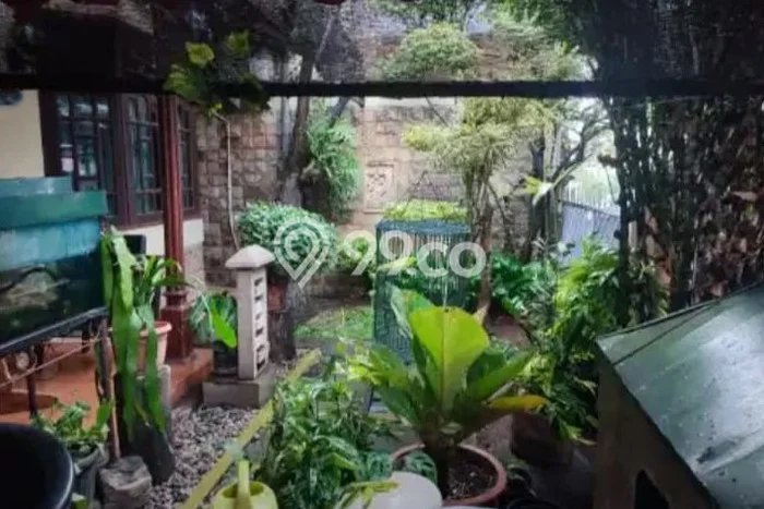 Jual Rumah Luas Elegan Dengan View Cantik di Kelapa Dua, Depok Jual Rumah Luas Elegan Dengan View Cantik di Kelapa Dua, Depok