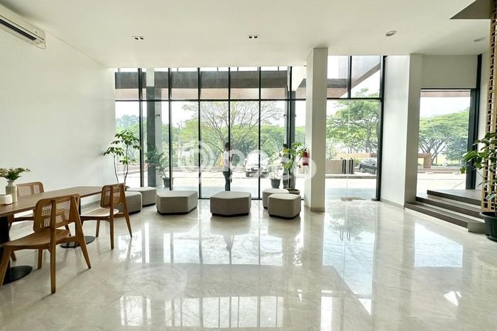 Kantor Dijual di Tangerang LT 180m2 & LB 585m2 Lokasi Terbaik! Kantor Dijual di Tangerang LT 180m2 & LB 585m2 Lokasi Terbaik!