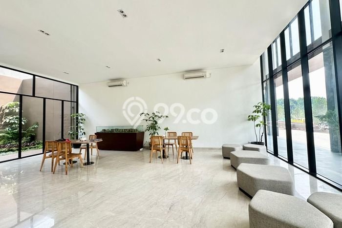 Kantor Dijual di Tangerang LT 180m2 & LB 585m2 Lokasi Terbaik! Kantor Dijual di Tangerang LT 180m2 & LB 585m2 Lokasi Terbaik!