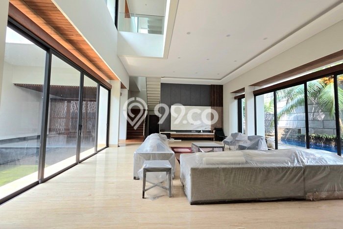 Rumah Elit Modern Tanpa Renovasi di BSD Bukit Golf Tangerang Rumah Elit Modern Tanpa Renovasi di BSD Bukit Golf Tangerang