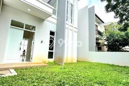 Hunian Elit LB 315m2 Siap Huni Desain Elegan di BSD, Tangerang Hunian Elit LB 315m2 Siap Huni Desain Elegan di BSD, Tangerang