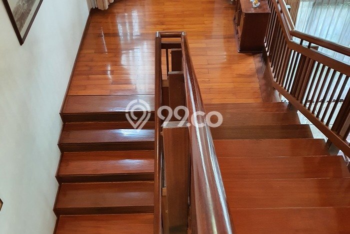 Hunian Mewah LB 408m2 Siap Huni Desain Elegan di BSD Bukit Golf, Tangerang Hunian Mewah LB 408m2 Siap Huni Desain Elegan di BSD Bukit Golf, Tangerang