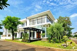 Rumah Luxury Modern Siap Huni di Gading Serpong Tangerang Rumah Luxury Modern Siap Huni di Gading Serpong Tangerang