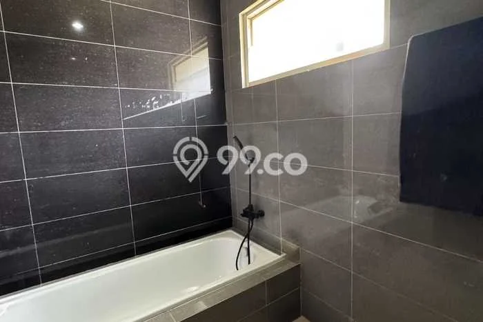 Rumah Luxury Modern Tanpa Renovasi di Gading Serpong The Spring Tangerang Rumah Luxury Modern Tanpa Renovasi di Gading Serpong The Spring Tangerang
