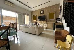 HUNIAN PILIHAN! Rumah area BSD Delatinos, Luas 200m² Bangunan 265m² HUNIAN PILIHAN! Rumah area BSD Delatinos, Luas 200m² Bangunan 265m²